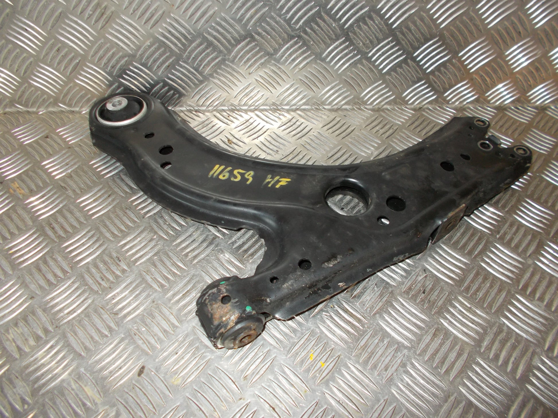 Seat Leon 1M Bærearm F.N. H Med OEM Nr. 1J0407151C Fra Seat Ophugger