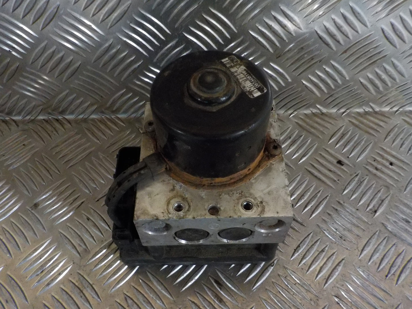 Audi A3 8L Abs Pumpe Med OEM Nr. 1J0614117B Fra Audi Ophugger