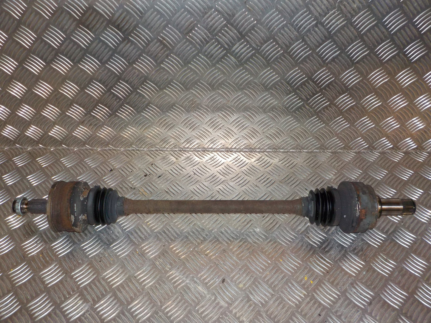 Mercedes C W203 Trækaksel Bag V Med OEM Nr. A2033501610 Fra Mercedes Ophugger