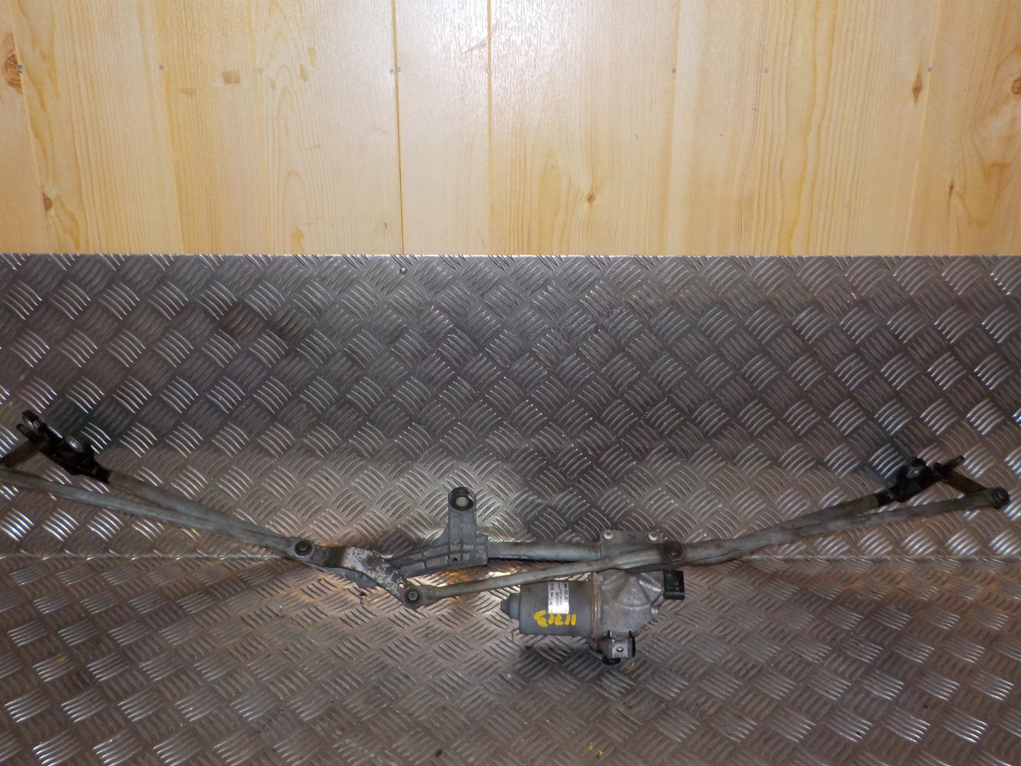 Smart Fortwo W451 Viskertræk Med OEM Nr. A4518240001 Fra Smart Ophugger