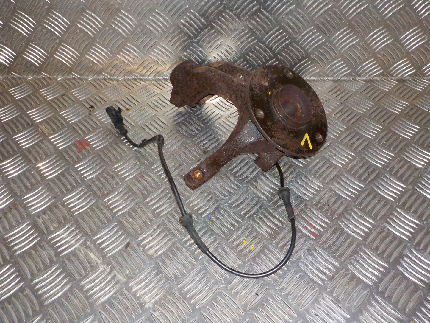 Smart Fortwo W451 Spindel For V Med OEM Nr. Ophugger Fra Smart Ophugger