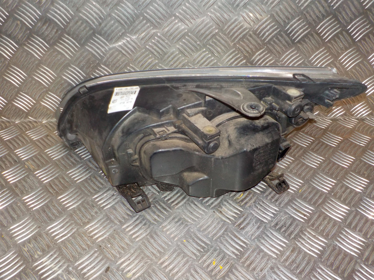 Ford Focus Forlygte Med OEM Nr. 1480979 Fra Ford Ophugger