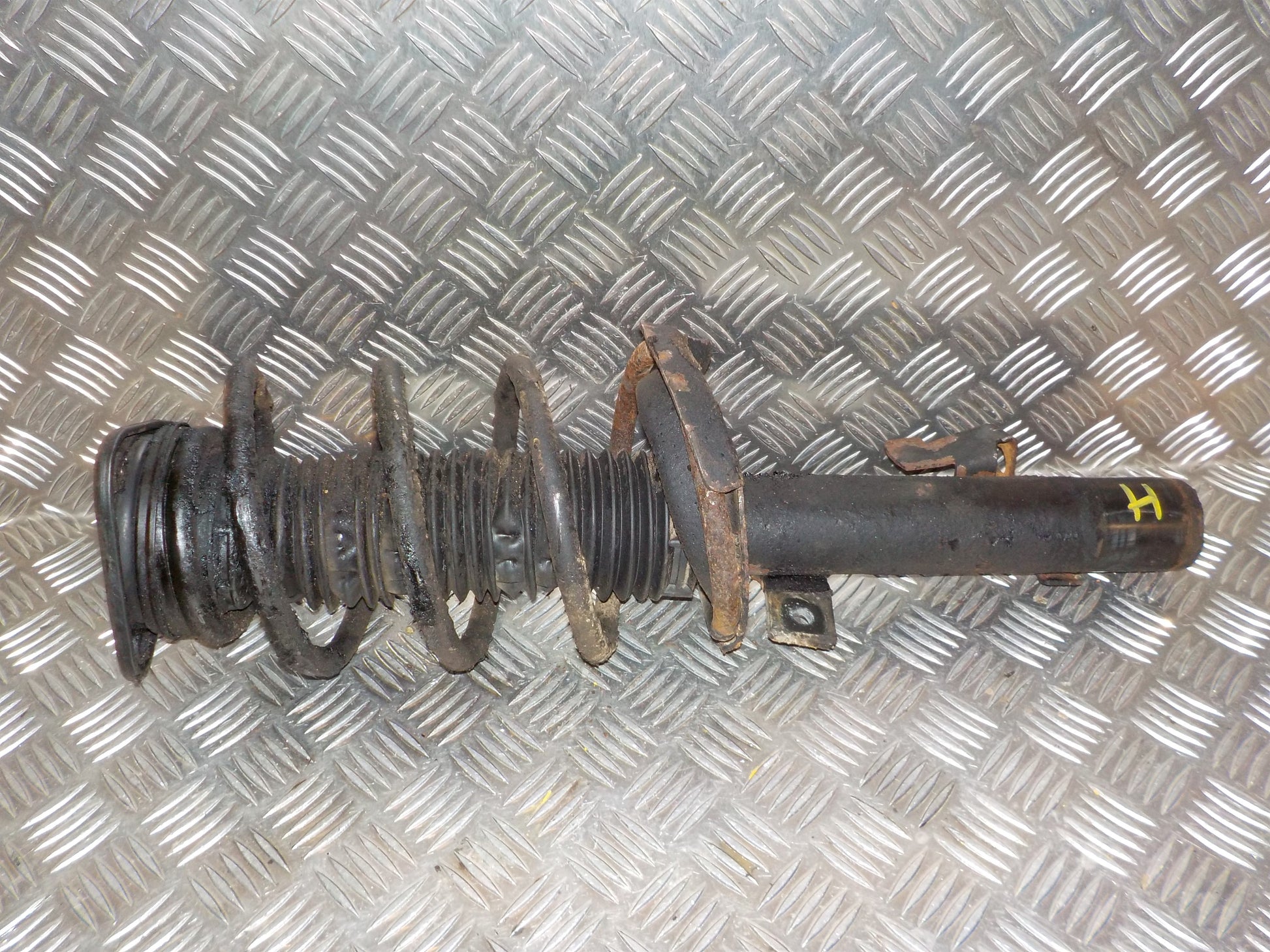 Ford Focus Fjederben For H Med OEM Nr. Ophugger Fra Ford Ophugger