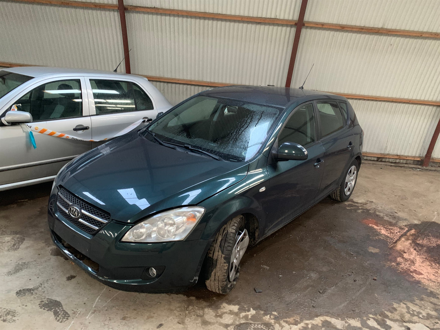 Kia Ceed Pluk-Selv-Bil Med OEM Nr. Ophugger Fra Kia Ophugger