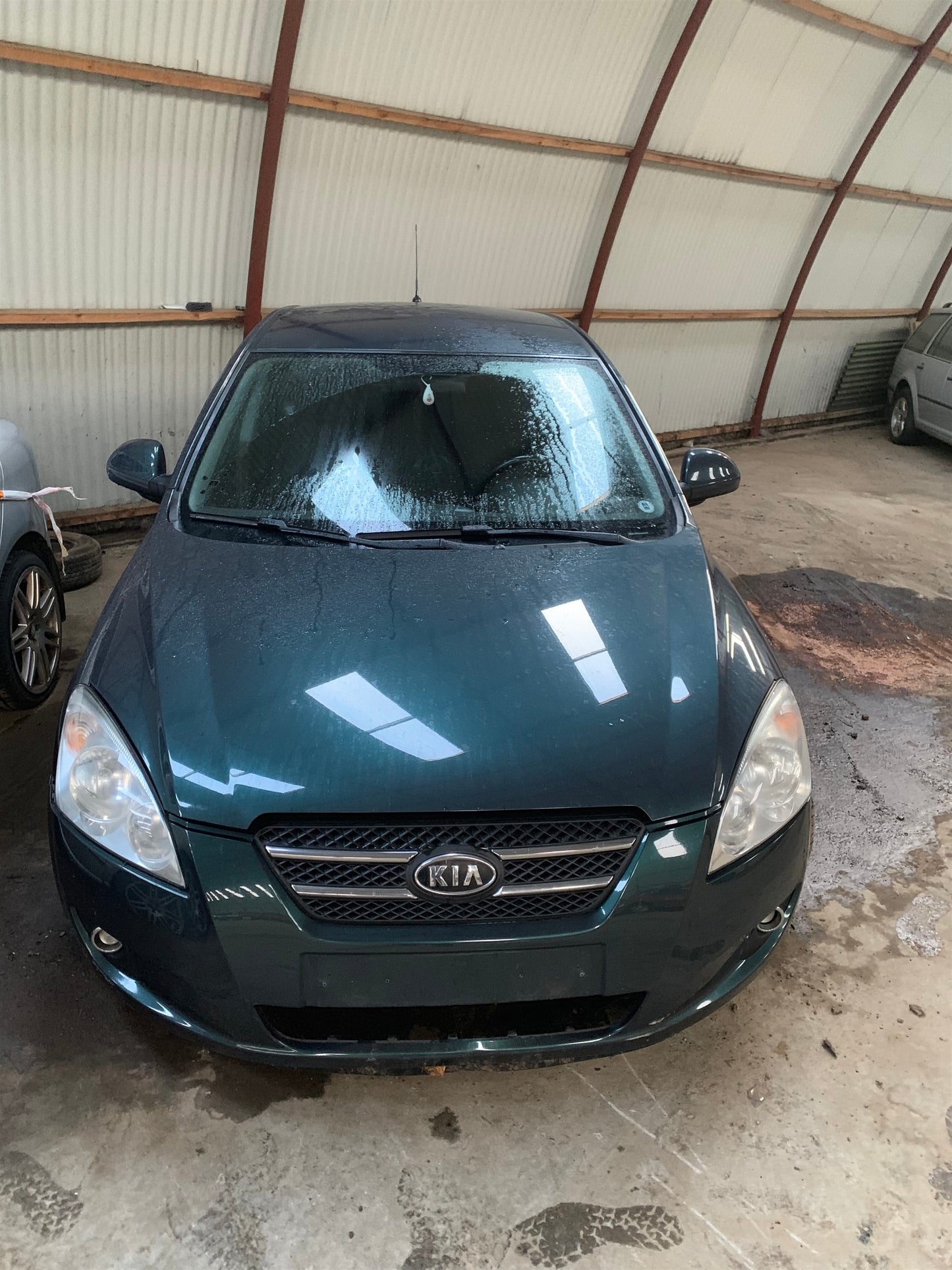 Kia Ceed Pluk-Selv-Bil Med OEM Nr. Ophugger Fra Kia Ophugger