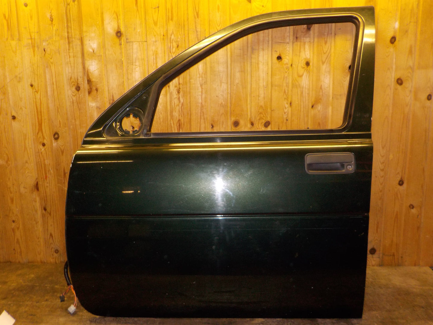 Rover Freelander Fordør V Med OEM Nr. ASR1807 Fra Rover Ophugger