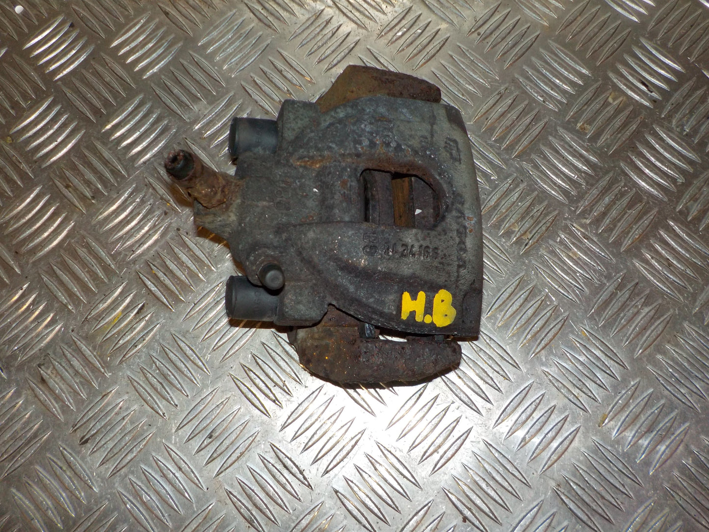 Volvo V70 Bremsekaliber Hb Med OEM Nr. 8251313 Fra Volvo Ophugger