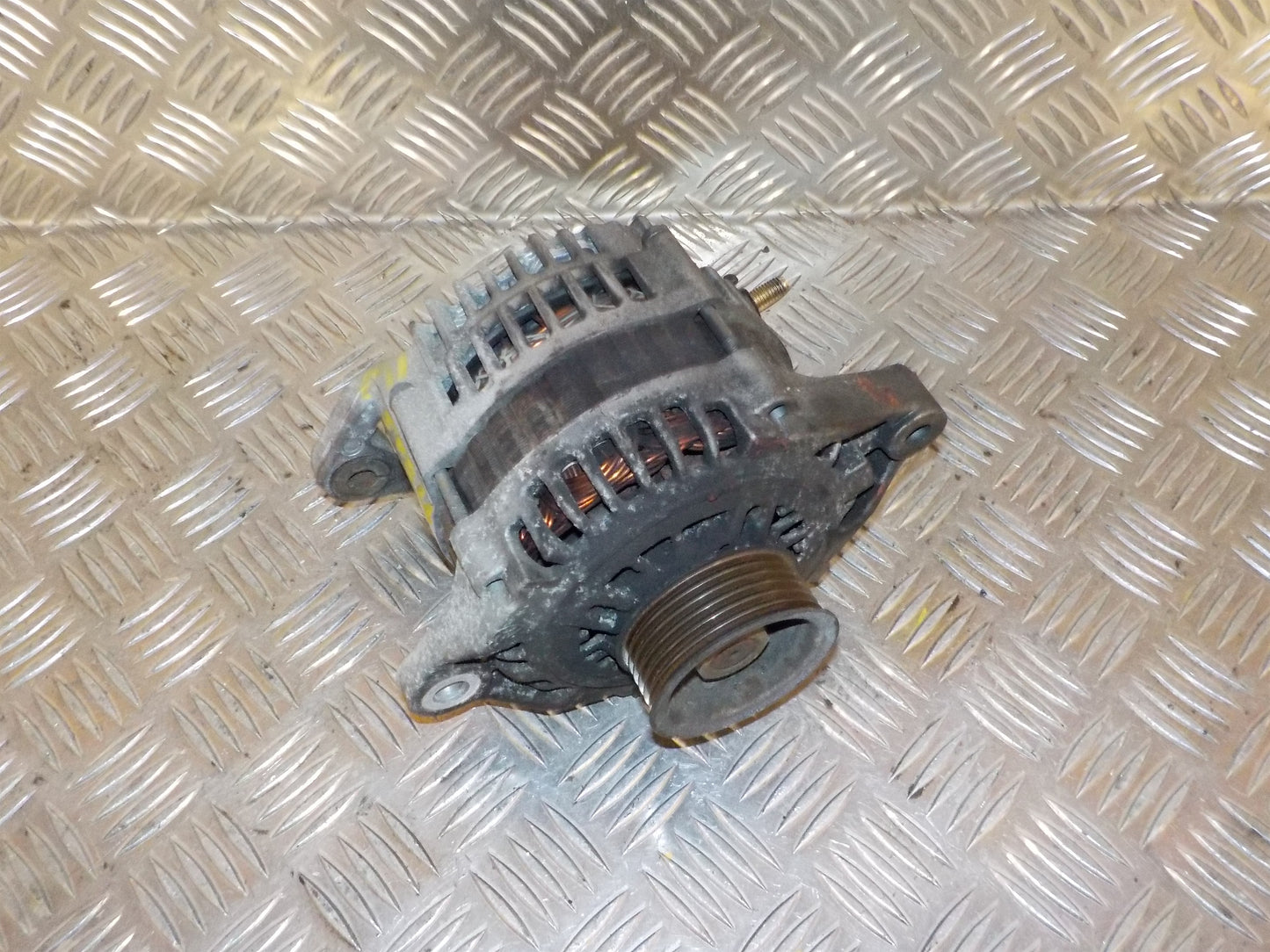 Nissan Almera N16 Generator Med OEM Nr. B23100BU010 Fra Nissan Ophugger