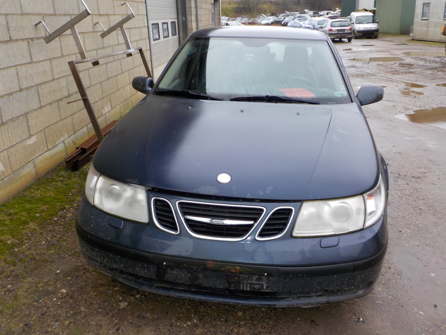 Saab 9-5 Pluk-Selv-Bil Med OEM Nr. Ophugger Fra Saab Ophugger