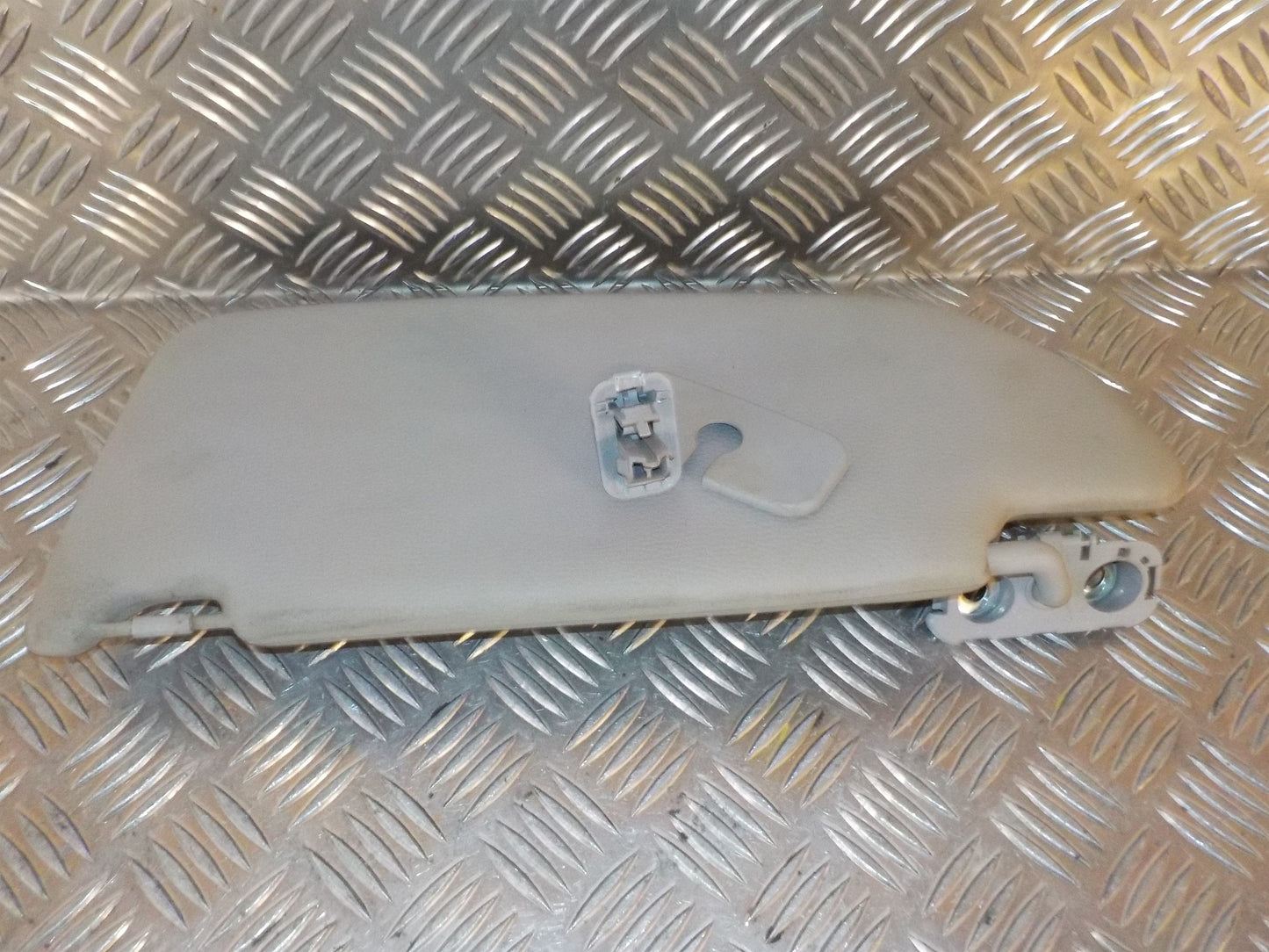 Volvo S60 Solskærm Med OEM Nr. Ophugger Fra Volvo Ophugger