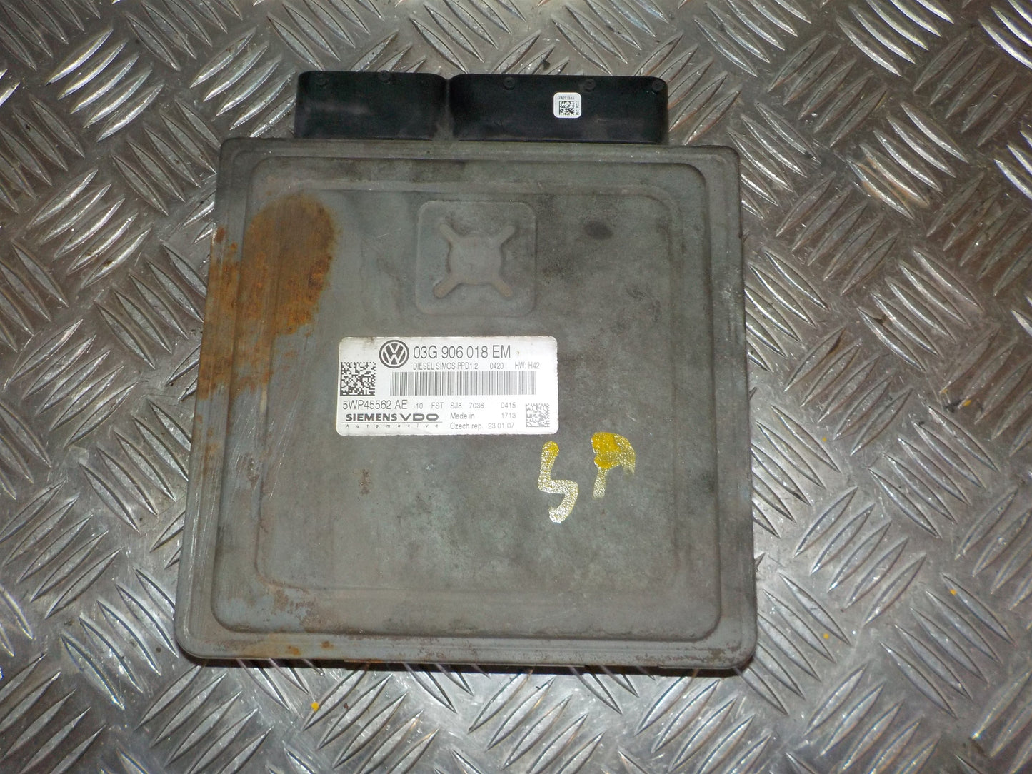 VW Passat 3C Motorstyring - Motorstyreboks - Injection Elboks Med OEM Nr. 03G90618EM Fra VW Ophugger
