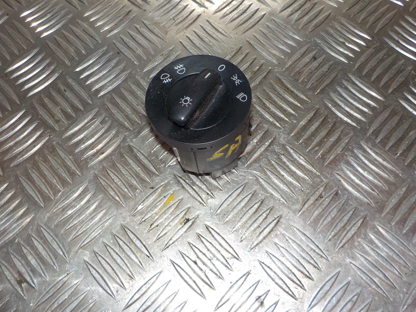 VW Passat 3C Kontakt Lys Med OEM Nr. 1K0941431AJ Fra VW Ophugger