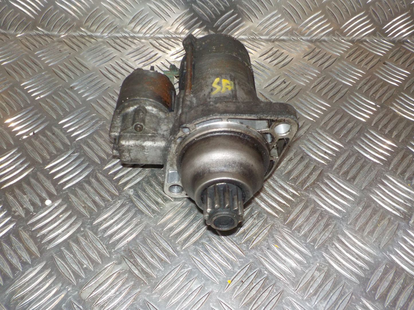 VW Passat 3C Starter Med OEM Nr. 02M911023N Fra VW Ophugger