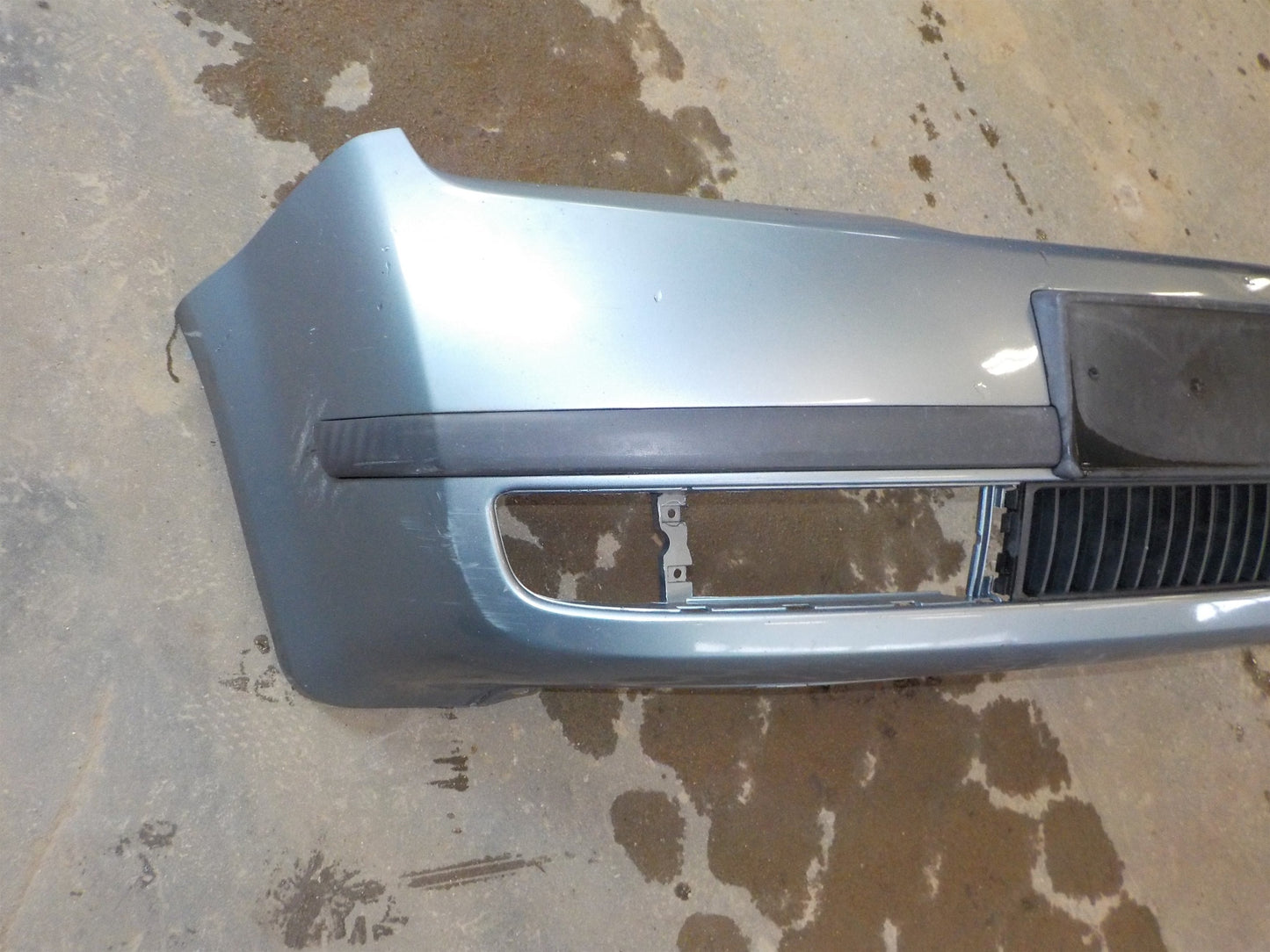 Skoda Fabia Forkofanger Med OEM Nr. 6Y0807221 Fra Skoda Ophugger