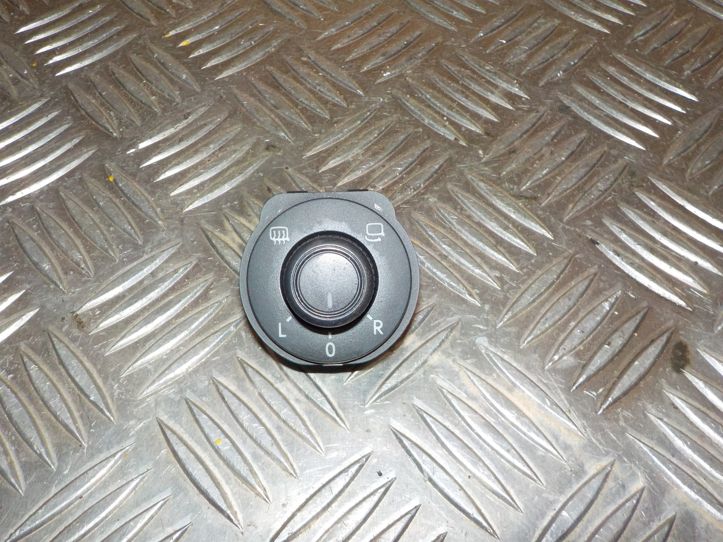 VW Polo 6C Kontakt Sidespejl Med OEM Nr. 6C1959565A Fra VW Ophugger