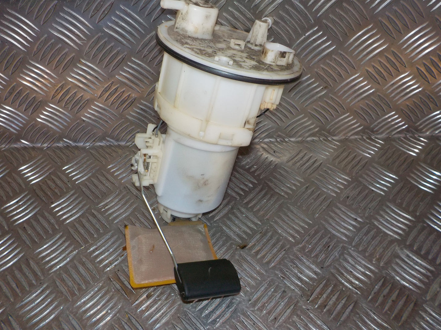 Kia Rio Jb Benz/Brændstofpumpe El Med OEM Nr. 311101G000 Fra Kia Ophugger