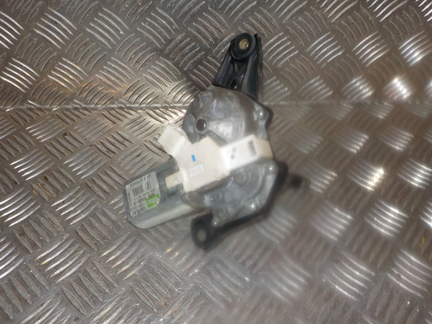 Renault Megane Scenic 2 Bagrudevisker Motor Med OEM Nr. Ophugger Fra Renault Ophugger