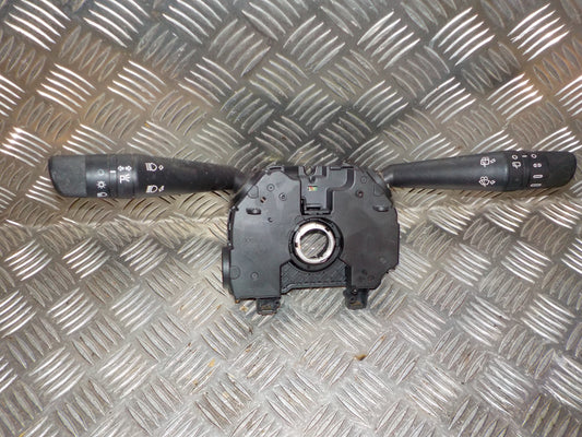 Peugeot Bipper Kontakt Combi Med OEM Nr. Ophugger Fra Peugeot Ophugger