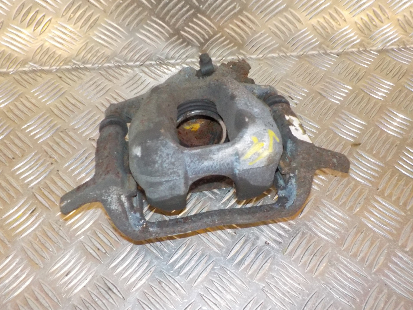 Peugeot 407 Bremsekaliber VF Med OEM Nr. 4401H2 Fra Peugeot Ophugger