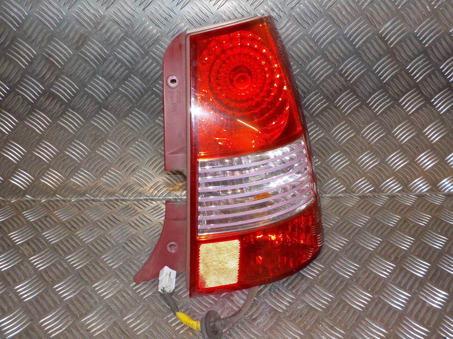 Kia Picanto Baglygte Med OEM Nr. Ophugger Fra Kia Ophugger