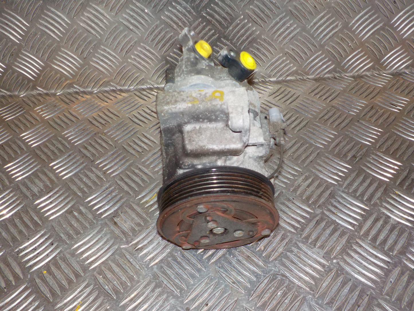 Citroen C1 Aircondition Pumpe Med OEM Nr. 6453RJ Fra Citroen Ophugger