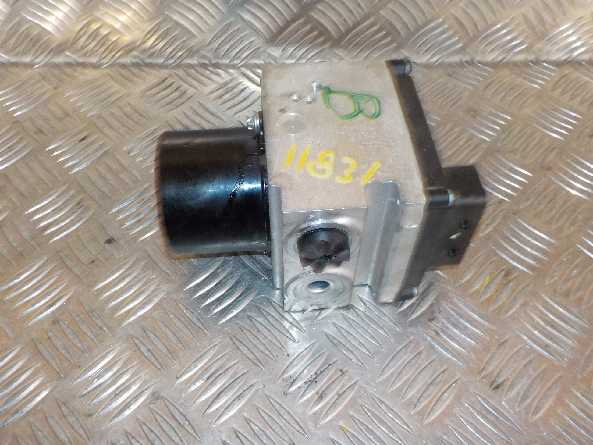 Peugeot 407 Abs Pumpe Med OEM Nr. Ophugger Fra Peugeot Ophugger