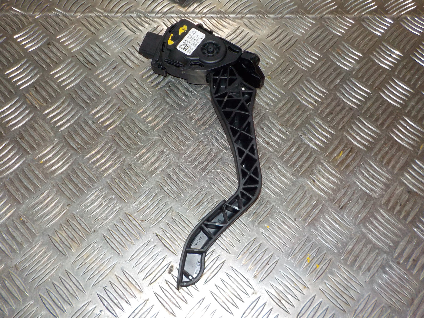 Citroen C3 II Speederpedal Med OEM Nr. 1601CW Fra Citroen Ophugger