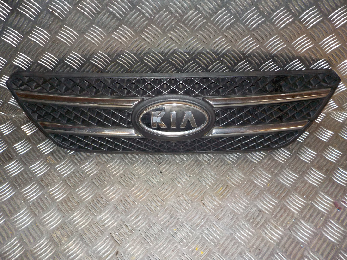 Kia Ceed Frontgitter Med OEM Nr. 863501H000 Fra Kia Ophugger