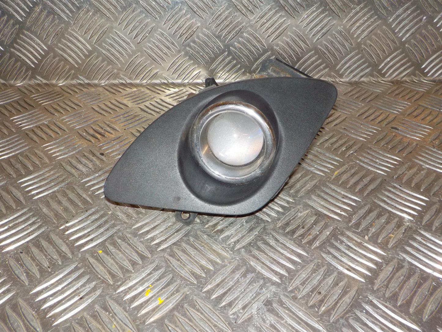 Kia Ceed Tågelygte For Med OEM Nr. Ophugger Fra Kia Ophugger