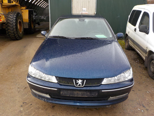 Peugeot 406 Pluk-Selv-Bil Med OEM Nr. Ophugger Fra Peugeot Ophugger