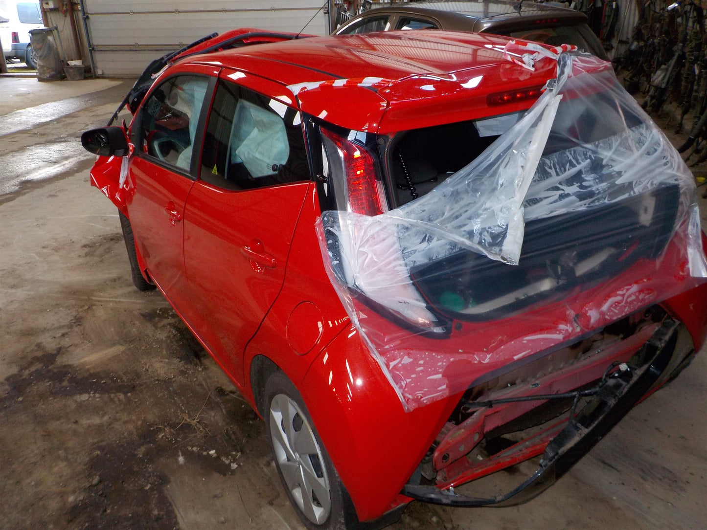 Toyota Aygo Pluk-Selv-Bil Med OEM Nr. Ophugger Fra Toyota Ophugger