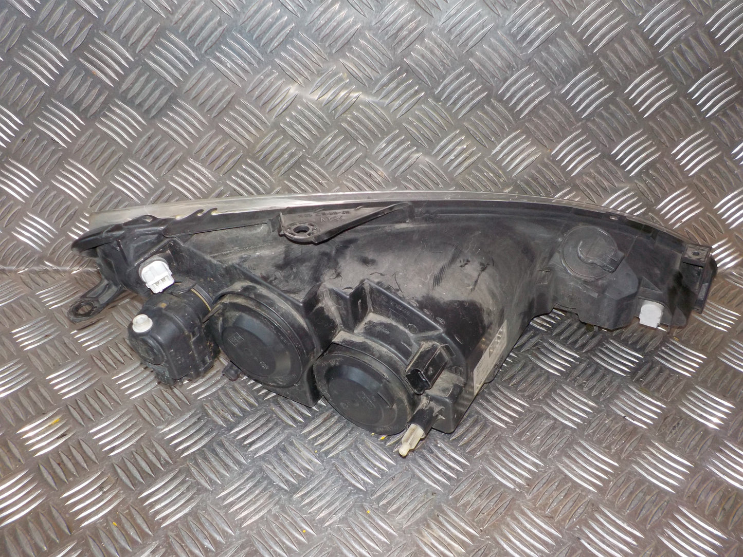 Peugeot 206 Forlygte Med OEM Nr. 6208A0 Fra Peugeot Ophugger