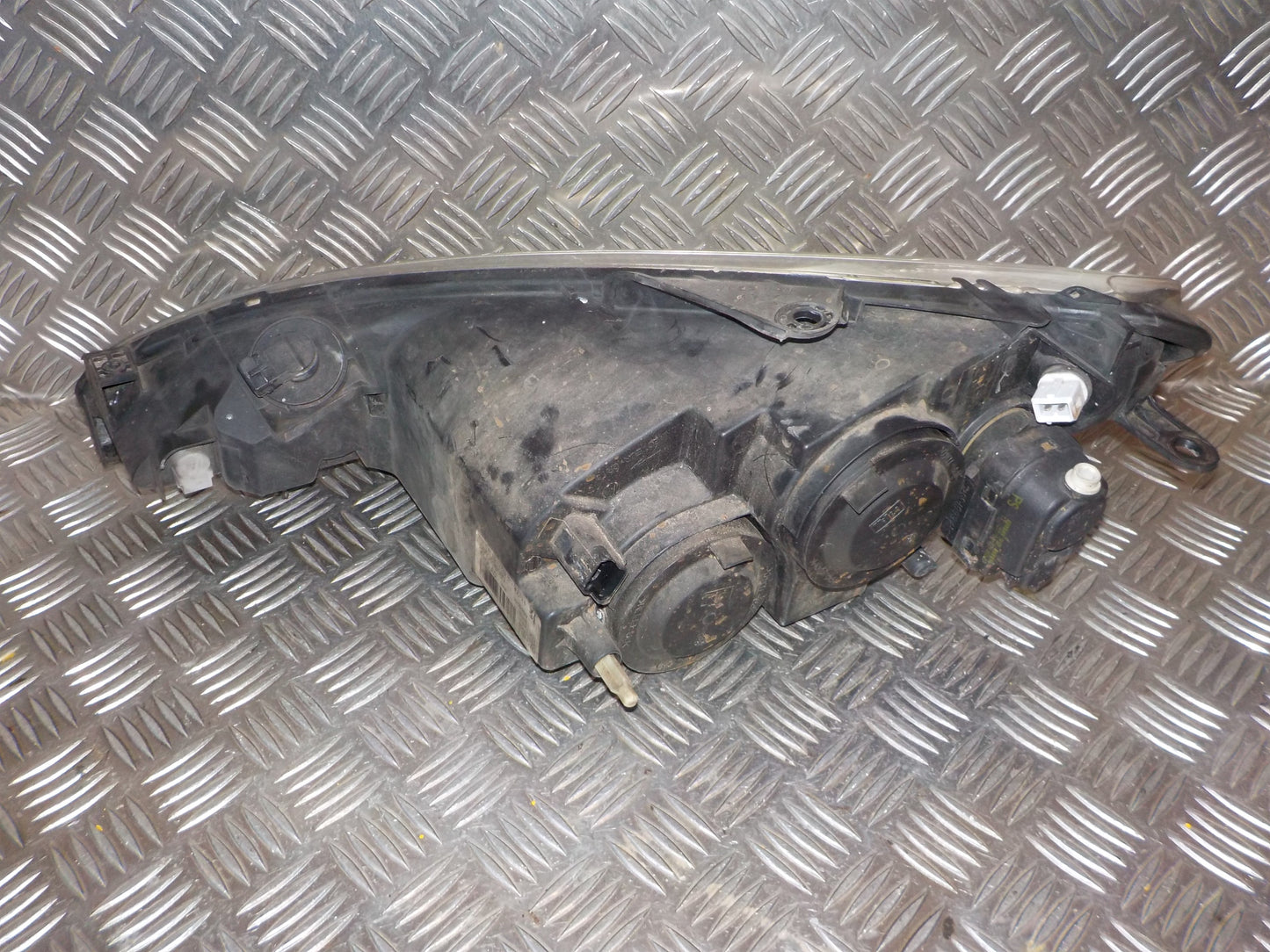 Peugeot 206 Forlygte Med OEM Nr. 6206A0 Fra Peugeot Ophugger