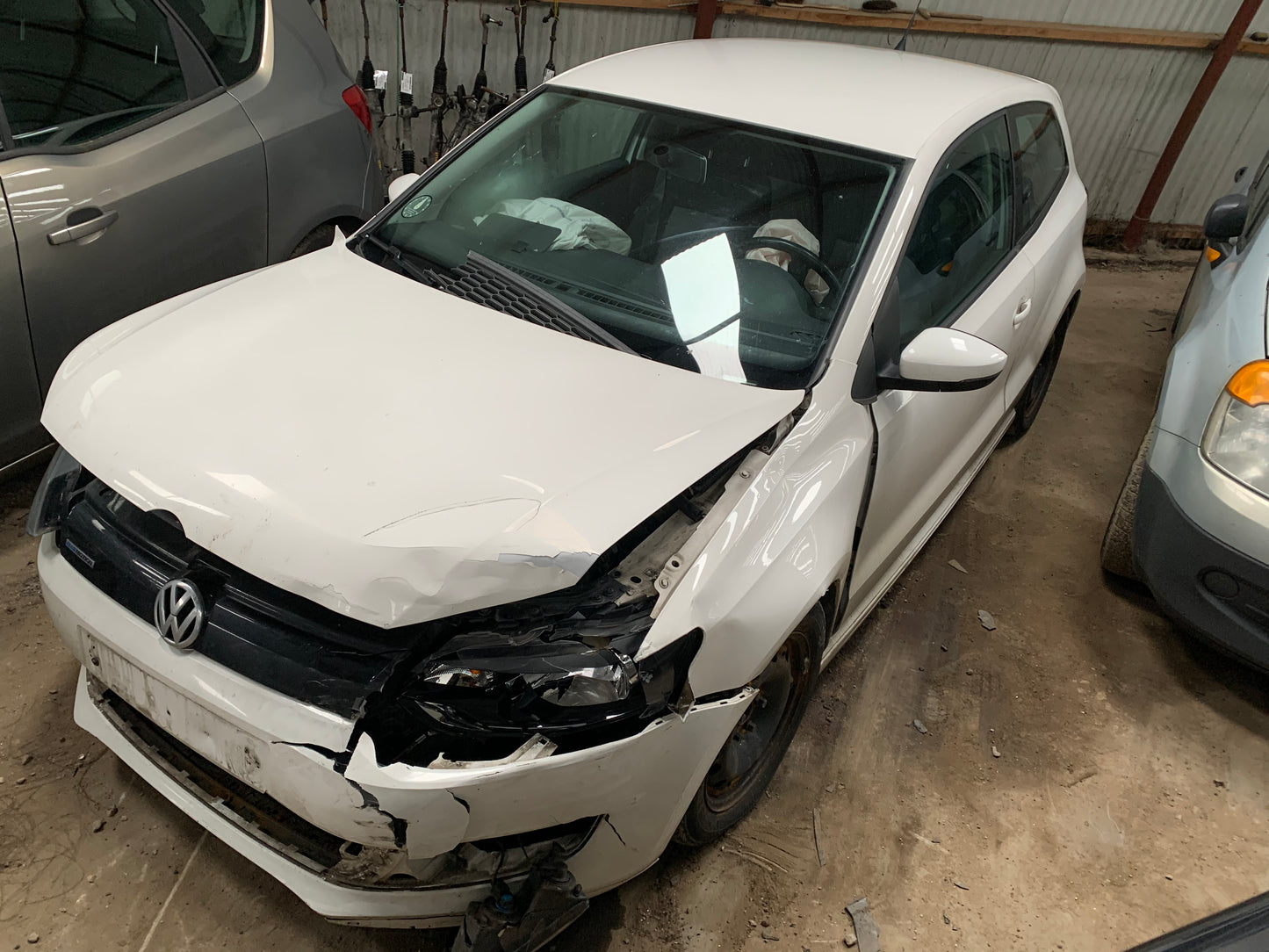 VW Polo 6R Pluk-Selv-Bil Med OEM Nr. Ophugger Fra VW Ophugger