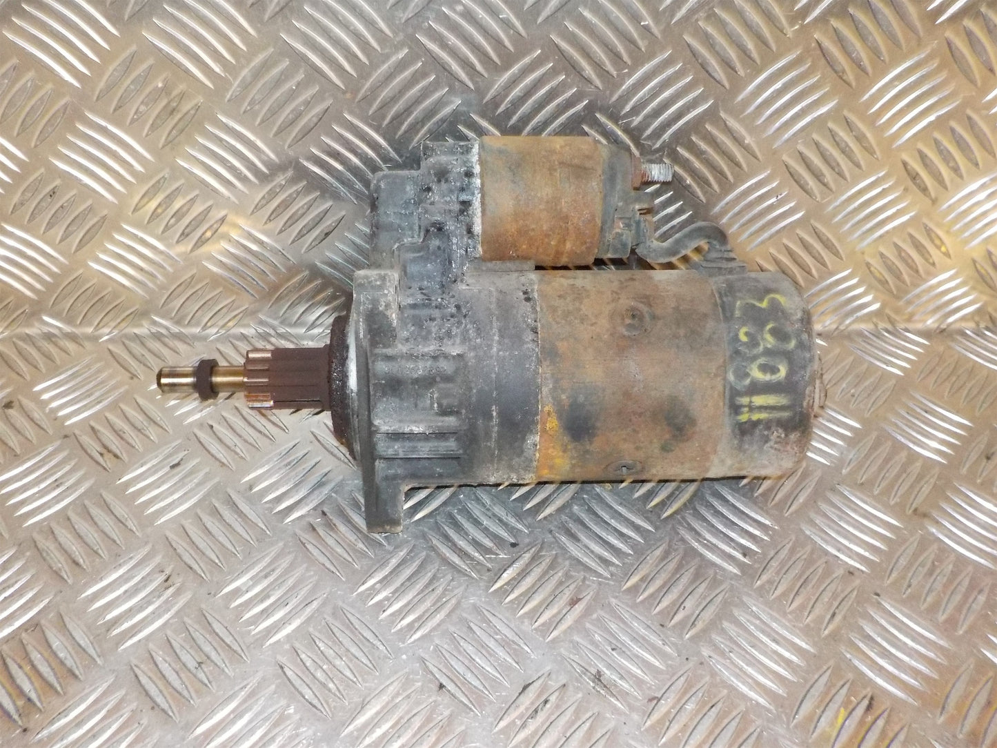 VW Transporter T4 Starter Med OEM Nr. 02B911023A Fra VW Ophugger