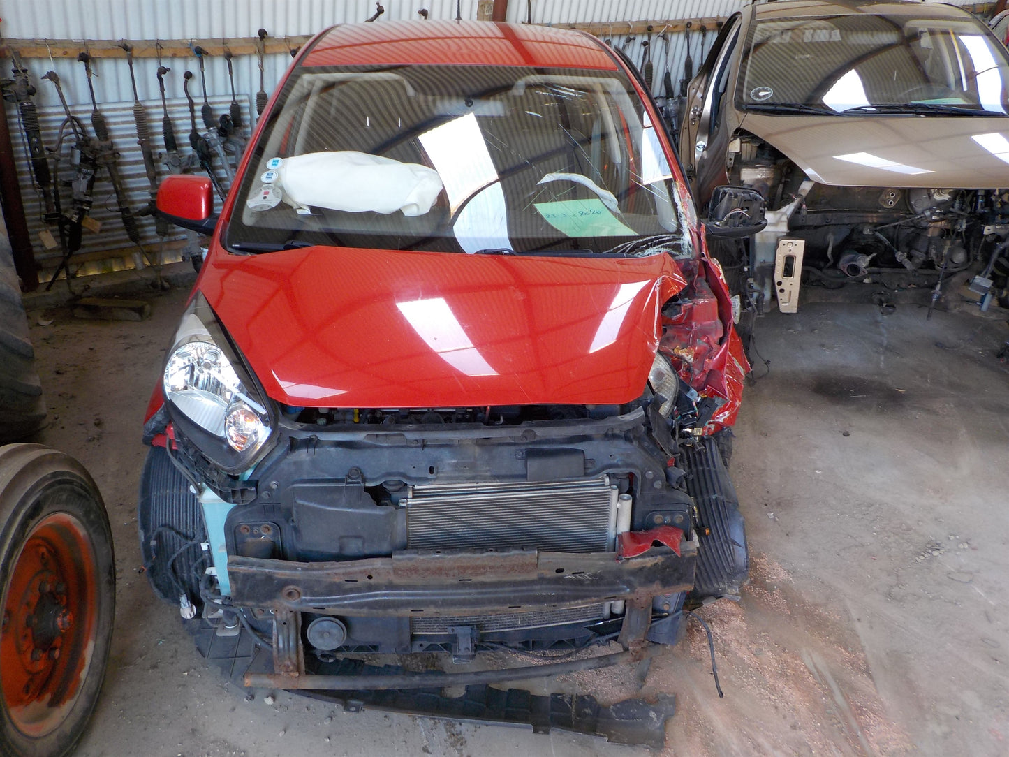 Kia Picanto Pluk-Selv-Bil Med OEM Nr. Ophugger Fra Kia Ophugger