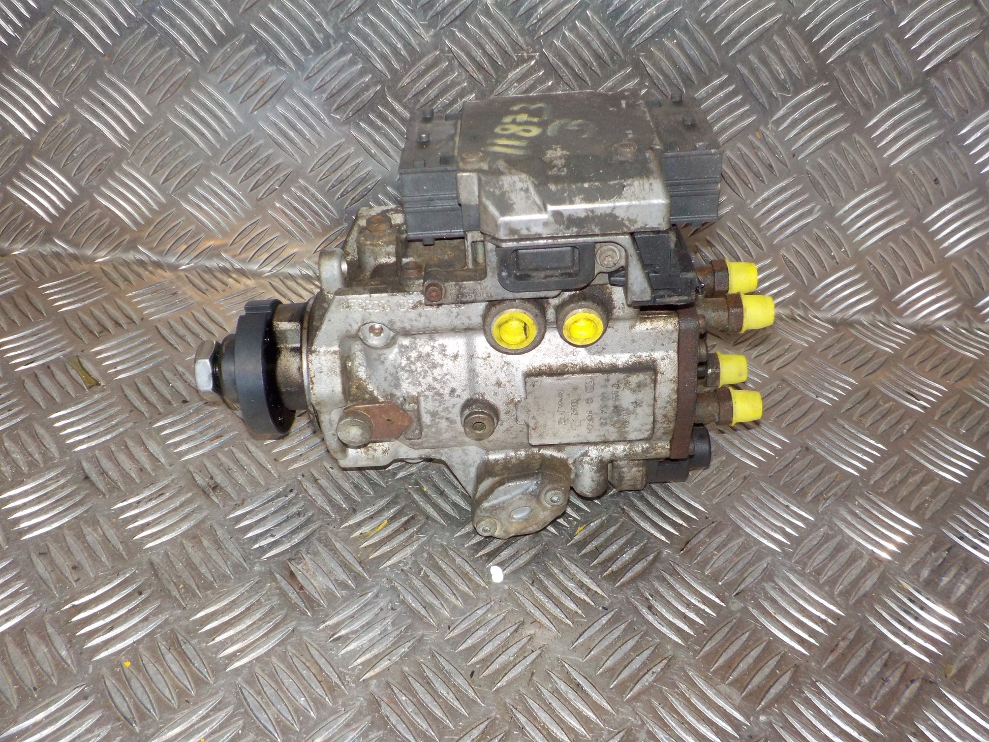 Opel Zafira A Dieselpumpe Med OEM Nr. 0470504218 Fra Opel Ophugger