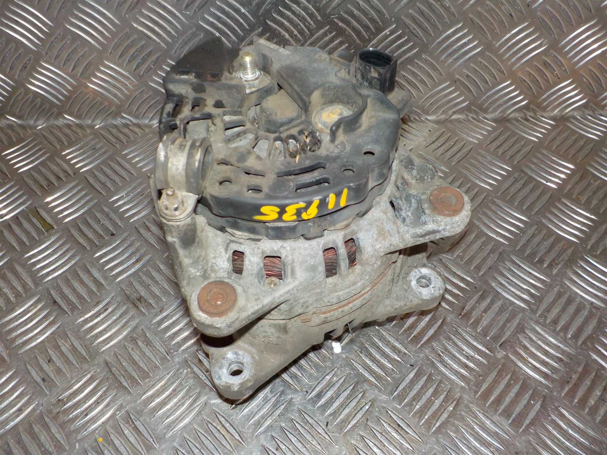 Seat Cordoba Generator Med OEM Nr. 028903028E Fra Seat Ophugger