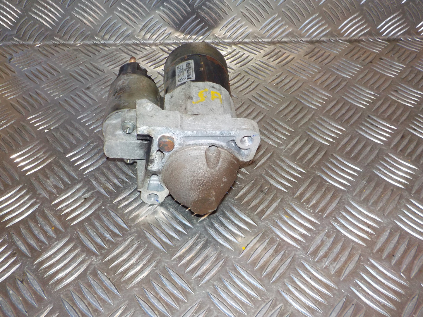 Renault Modus Starter Med OEM Nr. M000T88181 Fra Renault Ophugger