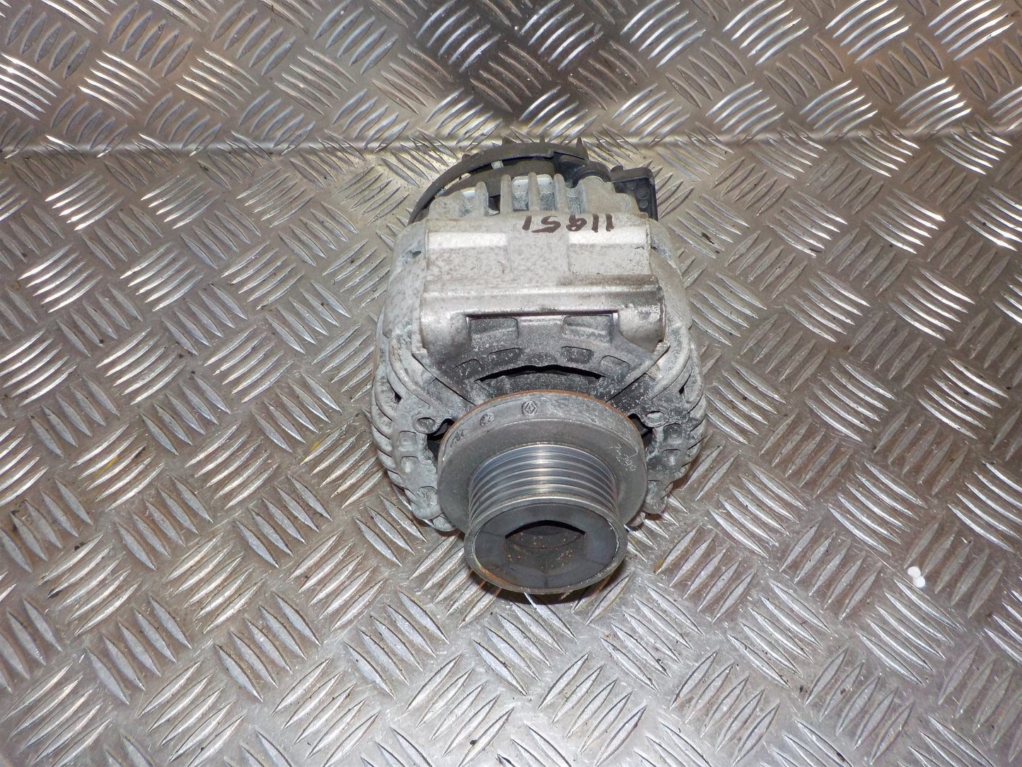 Renault Grand Scenic Generator Med OEM Nr. 586140 Fra Renault Ophugger