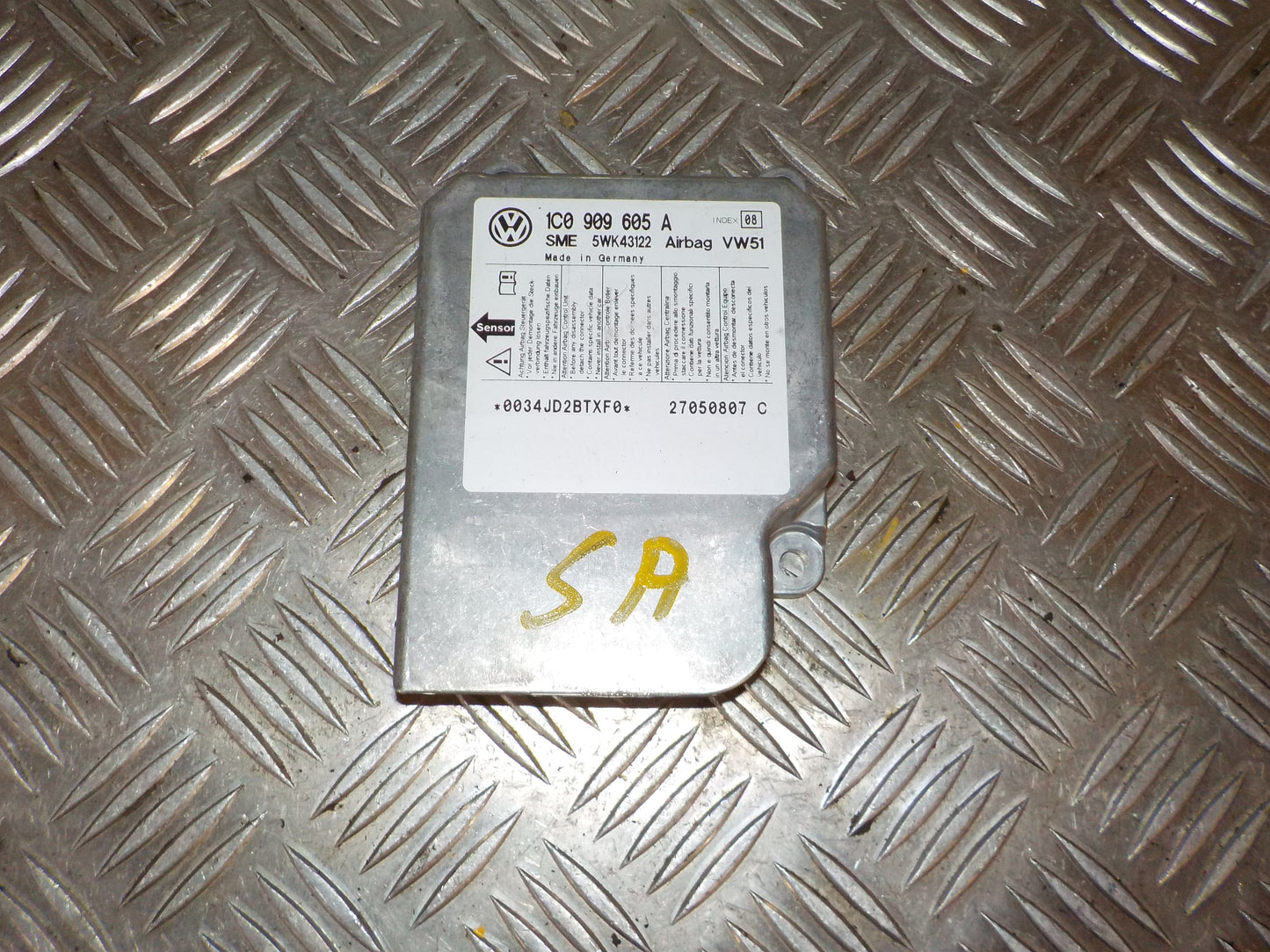 VW Transporter T5 1.Fac: Okt 2009/Jul 2015 Airbag Elboks Med OEM Nr. 1C0909605A Fra VW Ophugger