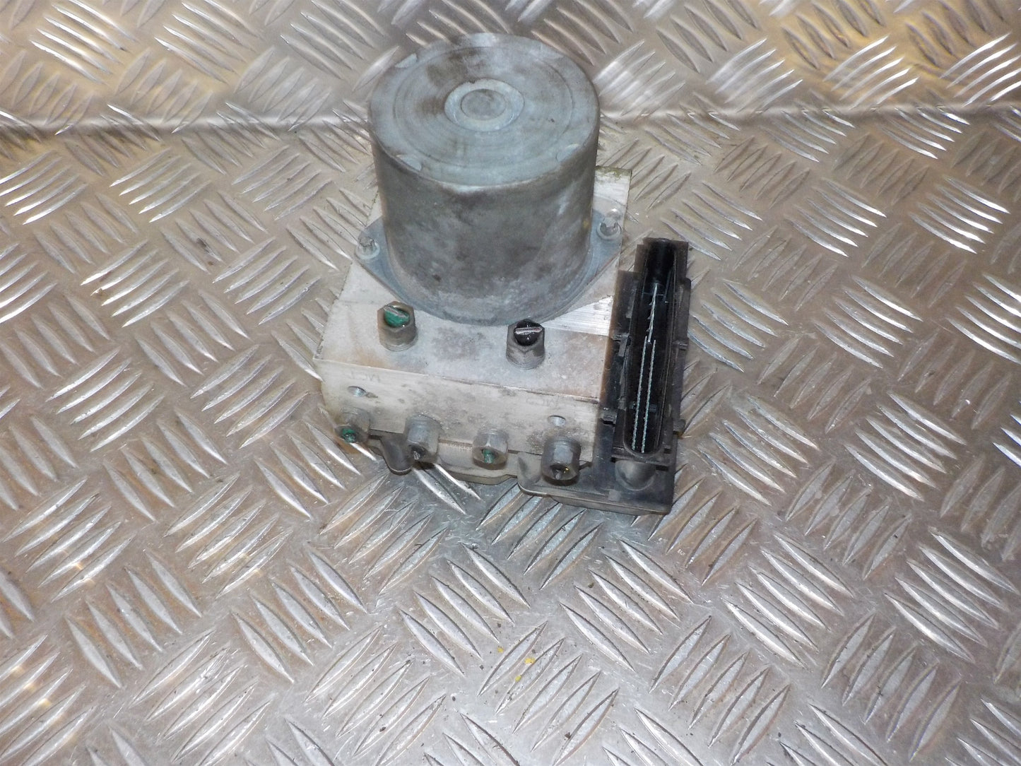 Renault Megane 2 ABS Pumpe Med OEM Nr. 8200107241 Fra Renault Ophugger