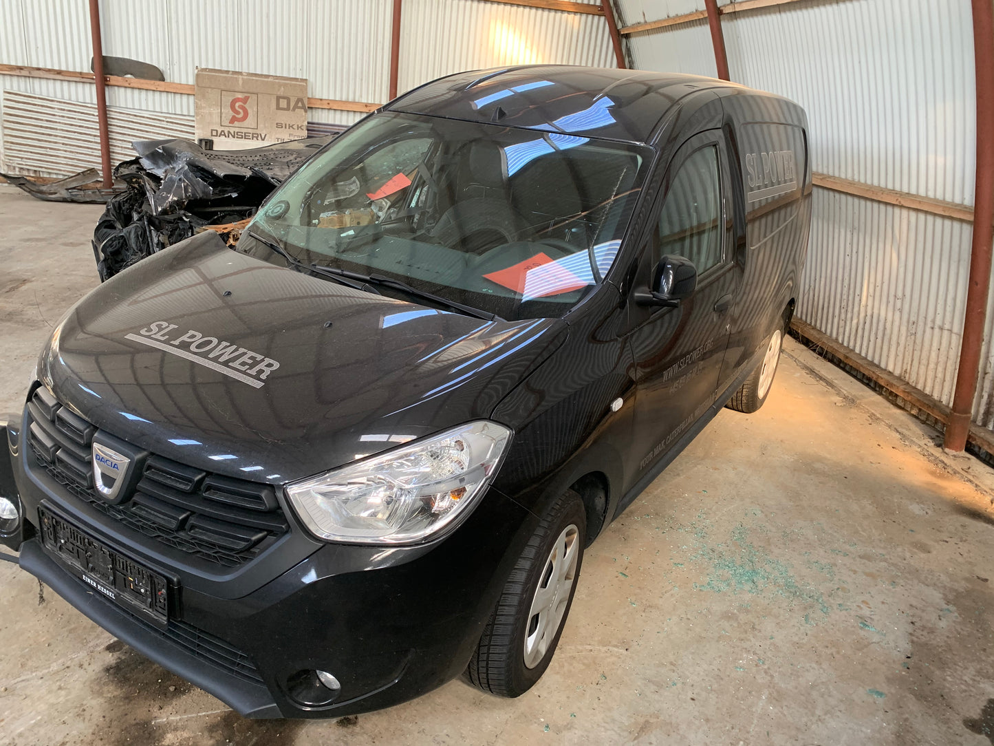 Dacia Dokker Pluk-Selv-Bil Med OEM Nr. Ophugger Fra Dacia Ophugger