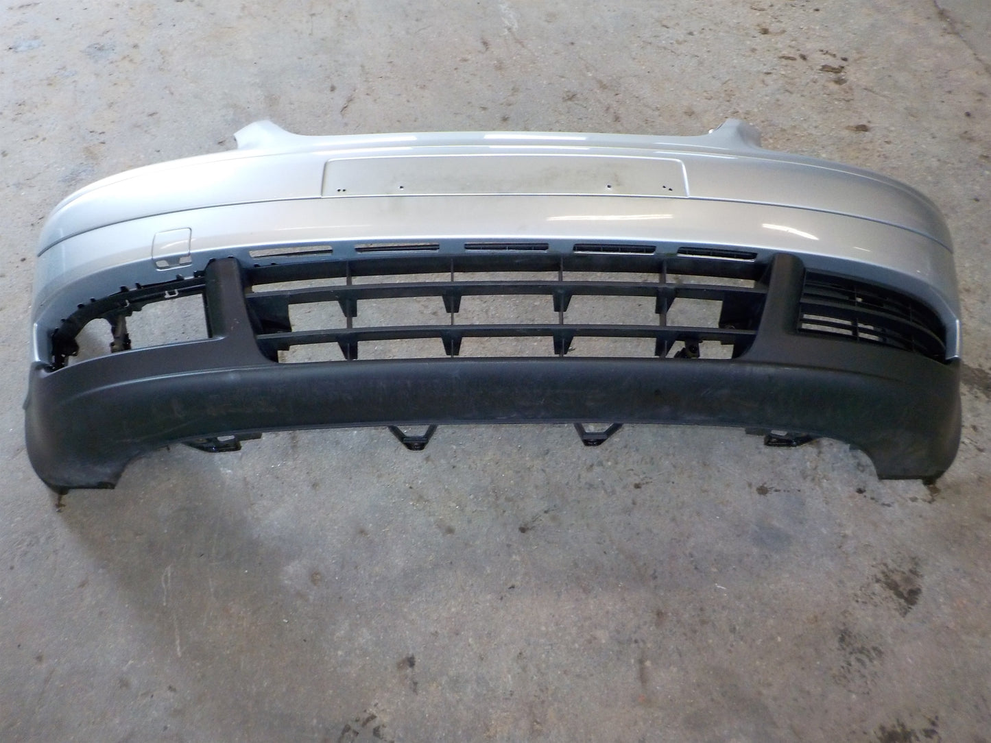 VW Touran 1T GP Forkofanger Med OEM Nr. 1T0807217C Fra VW Ophugger