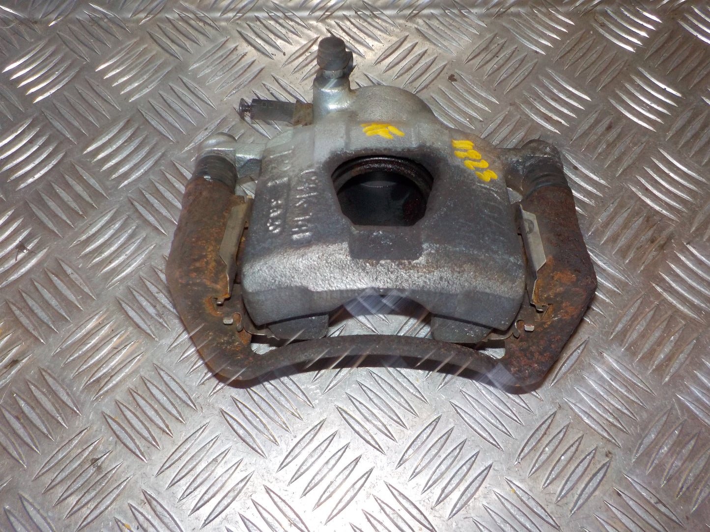 Chevrolet Aveo Bremsekaliber Hf Med OEM Nr. 94566891 Fra Chevrolet Ophugger