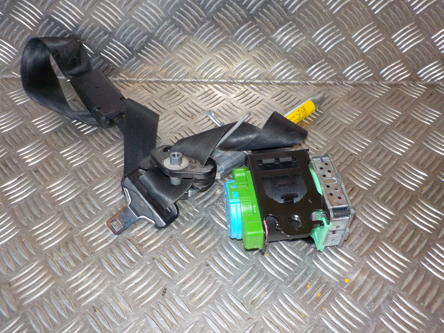 Citroen C4 Grand Picasso Sikkerhedsseler For Med OEM Nr. 8974XJ Fra Citroen Ophugger