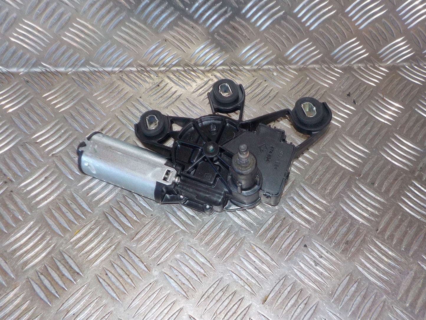 Mercedes C W203 Bagrudevisker Motor Med OEM Nr. 2038205342 Fra Mercedes Ophugger