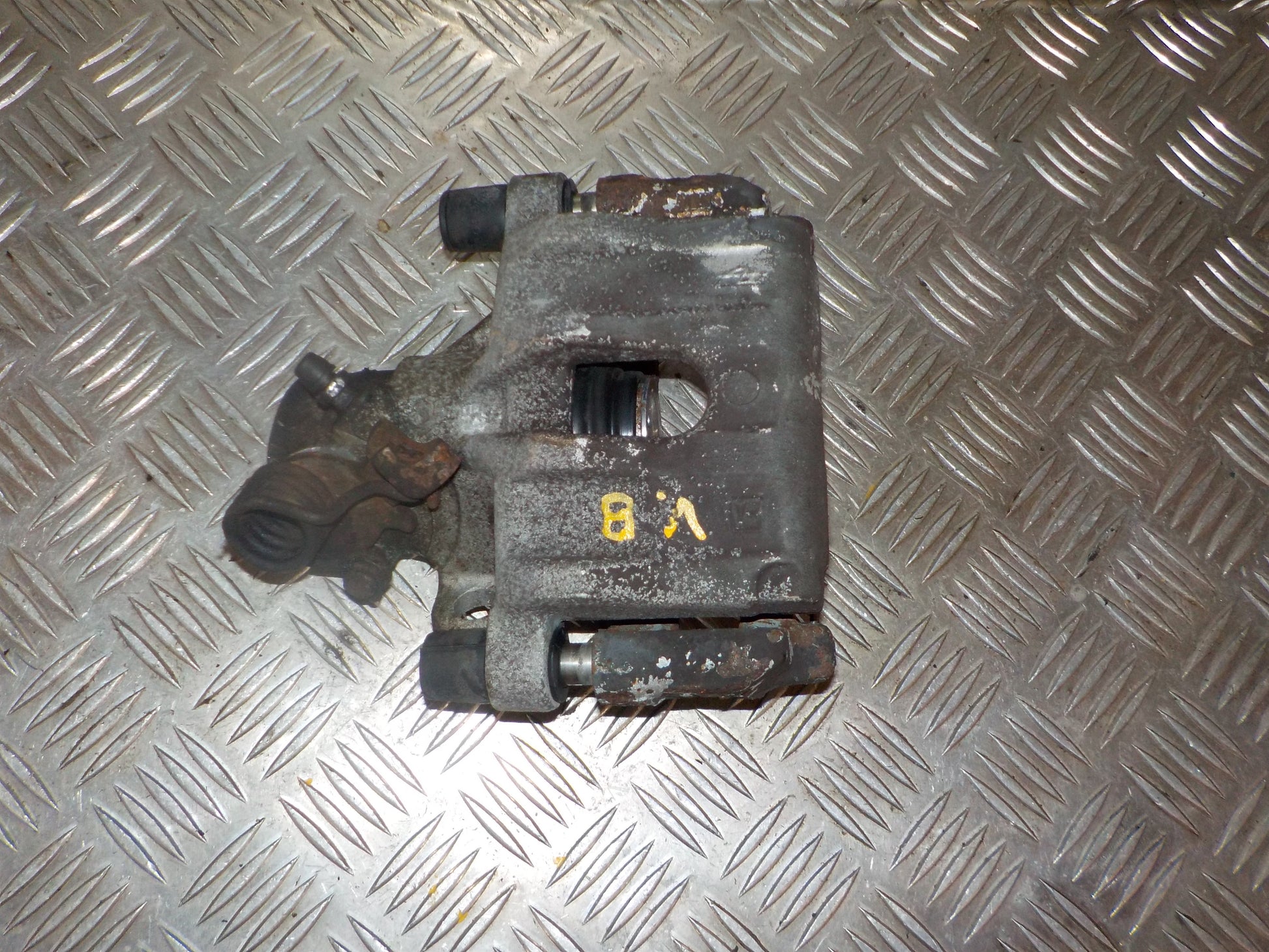 Volvo S40/V50 Bremsekaliber VB Med OEM Nr. 36000902 Fra Volvo Ophugger