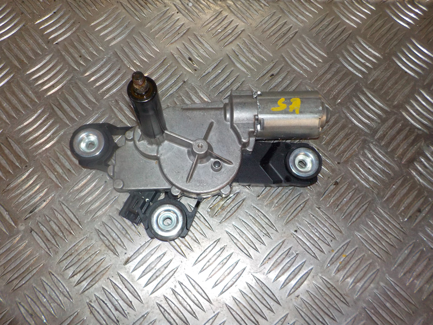 Volvo S40/V50 Bagrudevisker Motor Med OEM Nr. 0390201825 Fra Volvo Ophugger