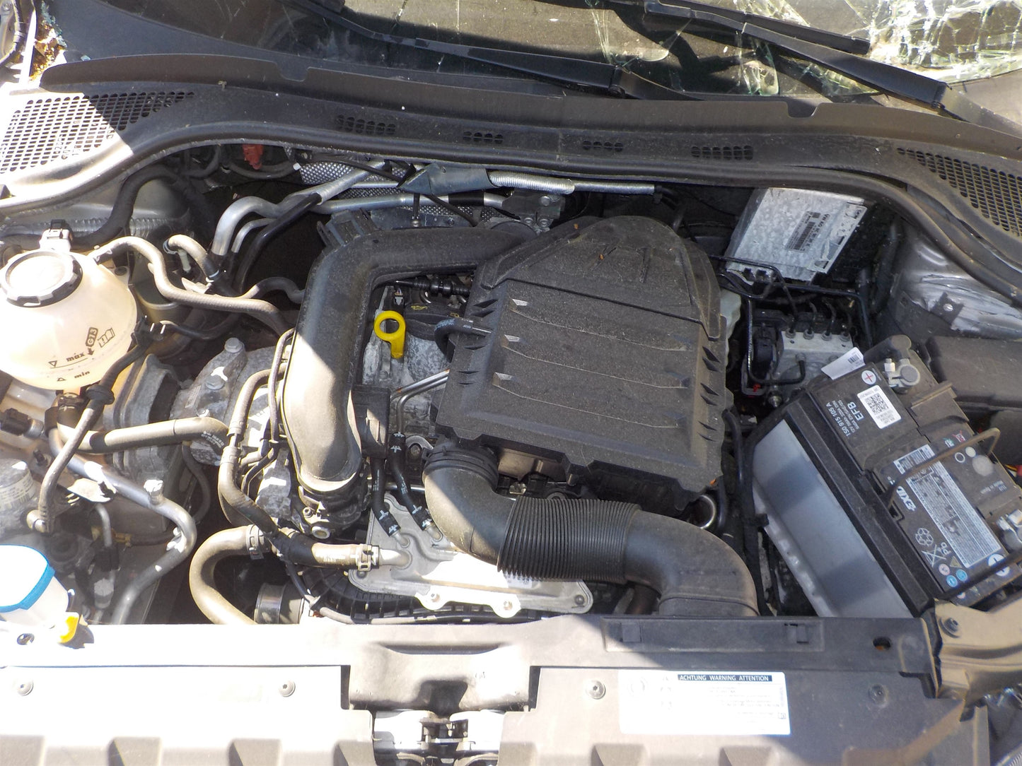 Skoda Fabia Pluk-Selv-Bil Med OEM Nr. TMBER6NJ2JZ071102 Fra Skoda Ophugger